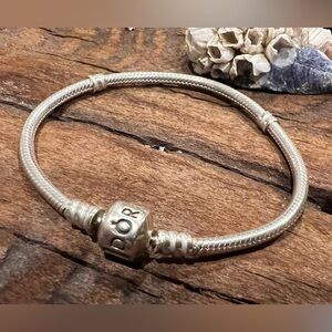 Authentic Classic Moments Pandora Barrel Clasp Bracelet Snake Chain 19cm 7.5”